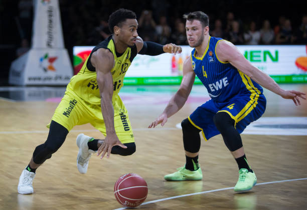 式展示了他 式展示了他