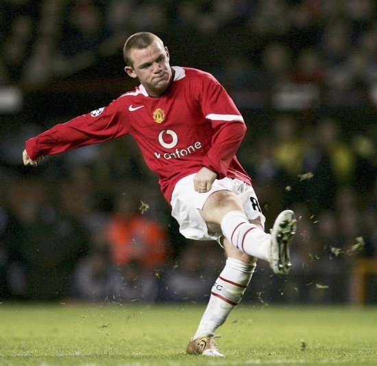 手热刺较量 手热刺较量